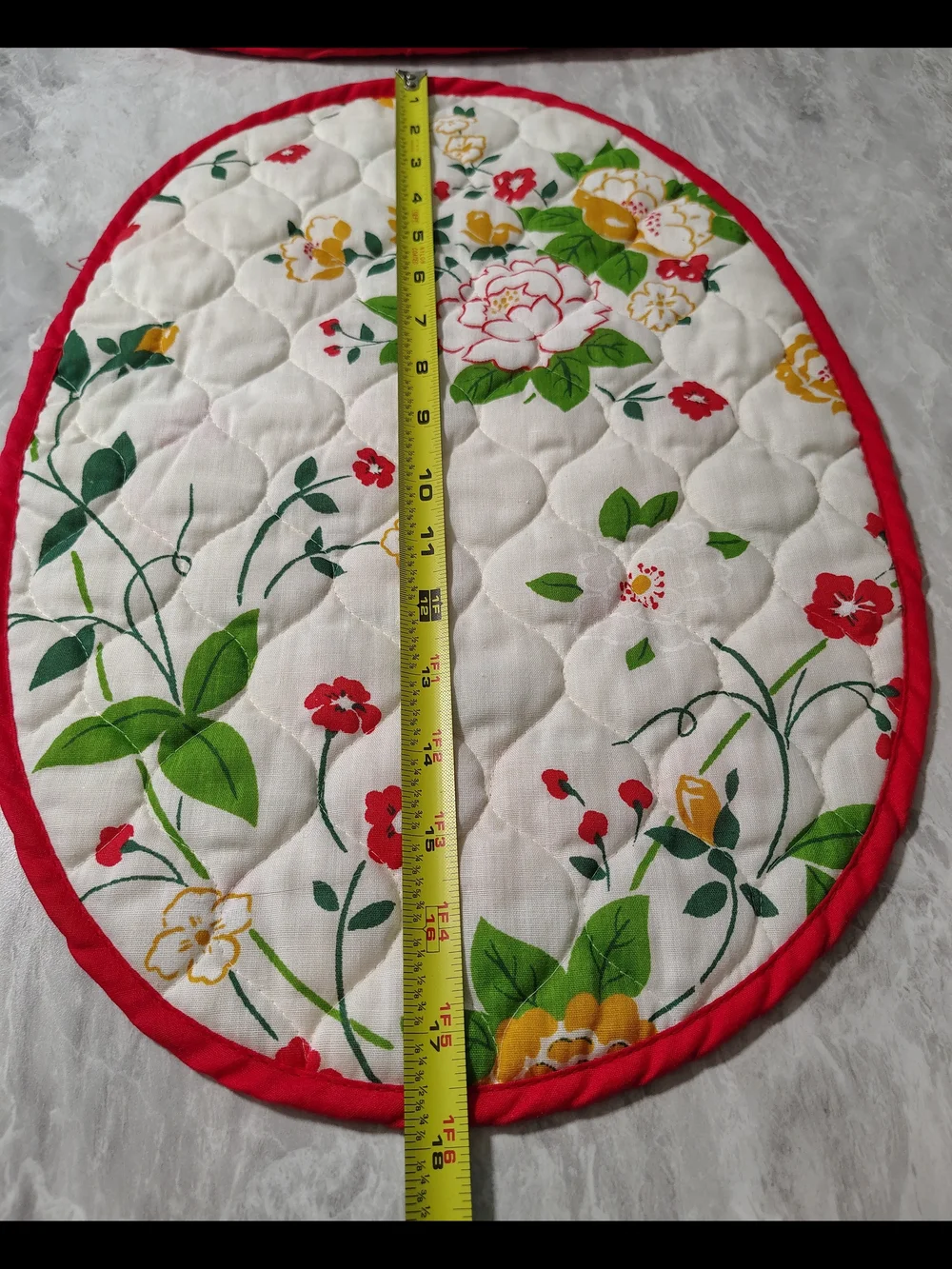 4 Vintage Quilted Placemats Red & Yellow Flowers Reversible